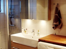 Kylpyhuonesaneeraus - II Vanhaistentie, Helsinki